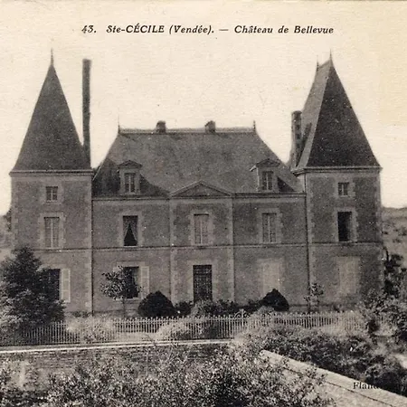 Chateau De Belle-vue * Sainte-Cécile