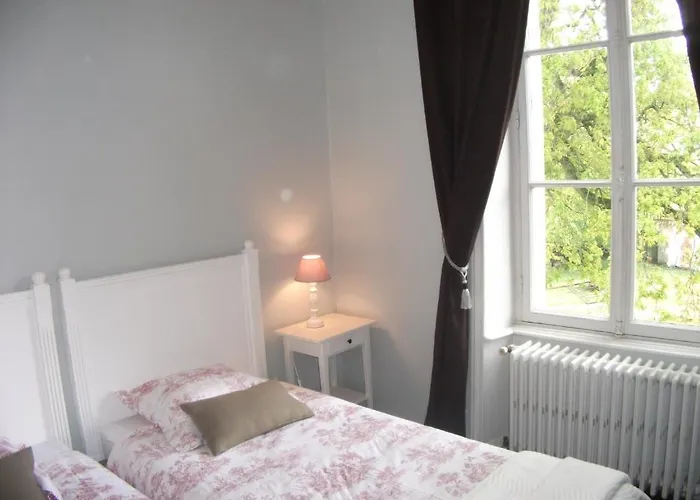 Château De Belle-vue Couette-café Sainte-Cécile