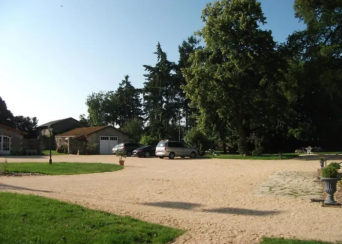 Château De Belle-vue Couette-café *