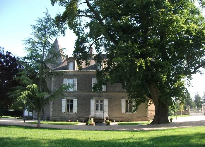 Château De Belle-vue Couette-café *
